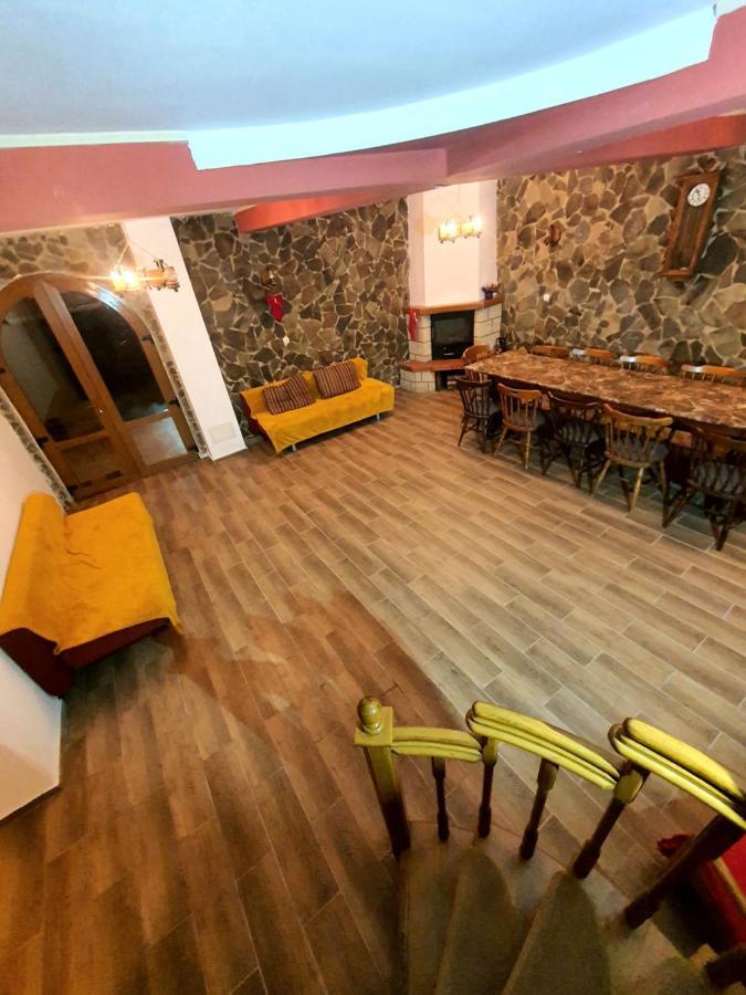 Vila Luca'S Cartisoara Ngoại thất bức ảnh